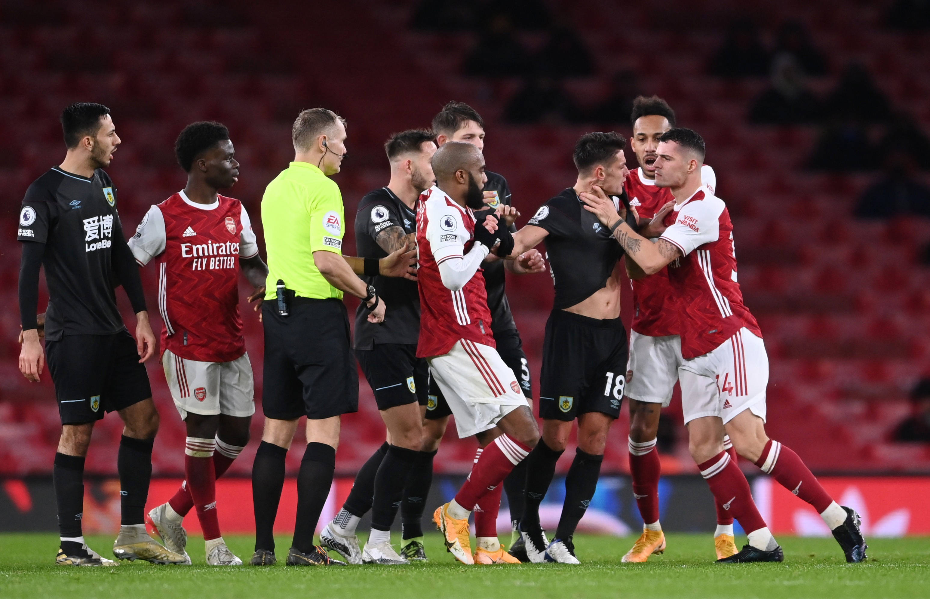 前锋在对阵 前锋在对阵